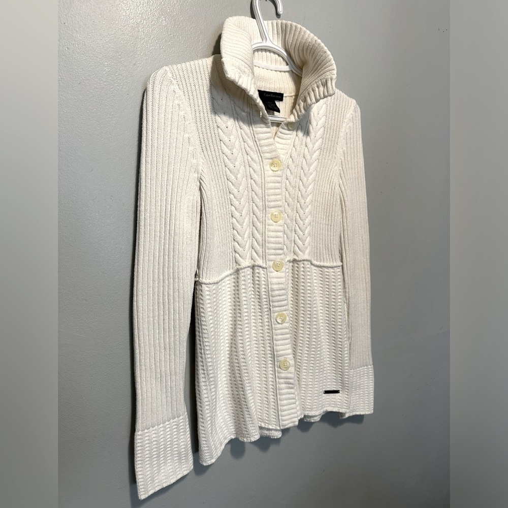 Calvin Klein White Cable Knit button down cardigan clean girl 🍦sweater S - Picture 2 of 10